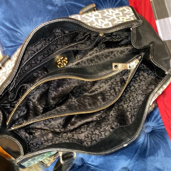 DKNY Logo tote handbag - Picture 5 of 16